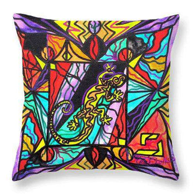Lizard - Throw Pillow